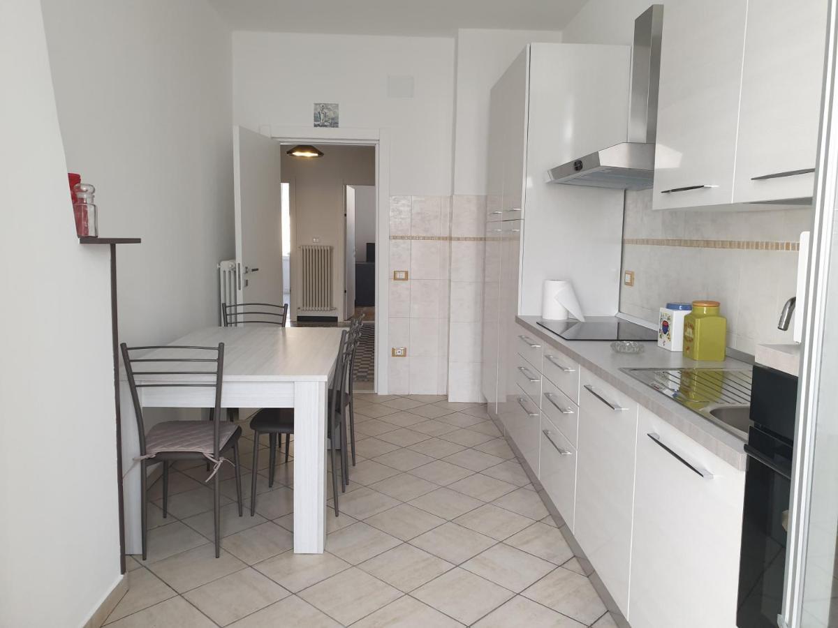 Casa Fiorella Savona Exteriör bild